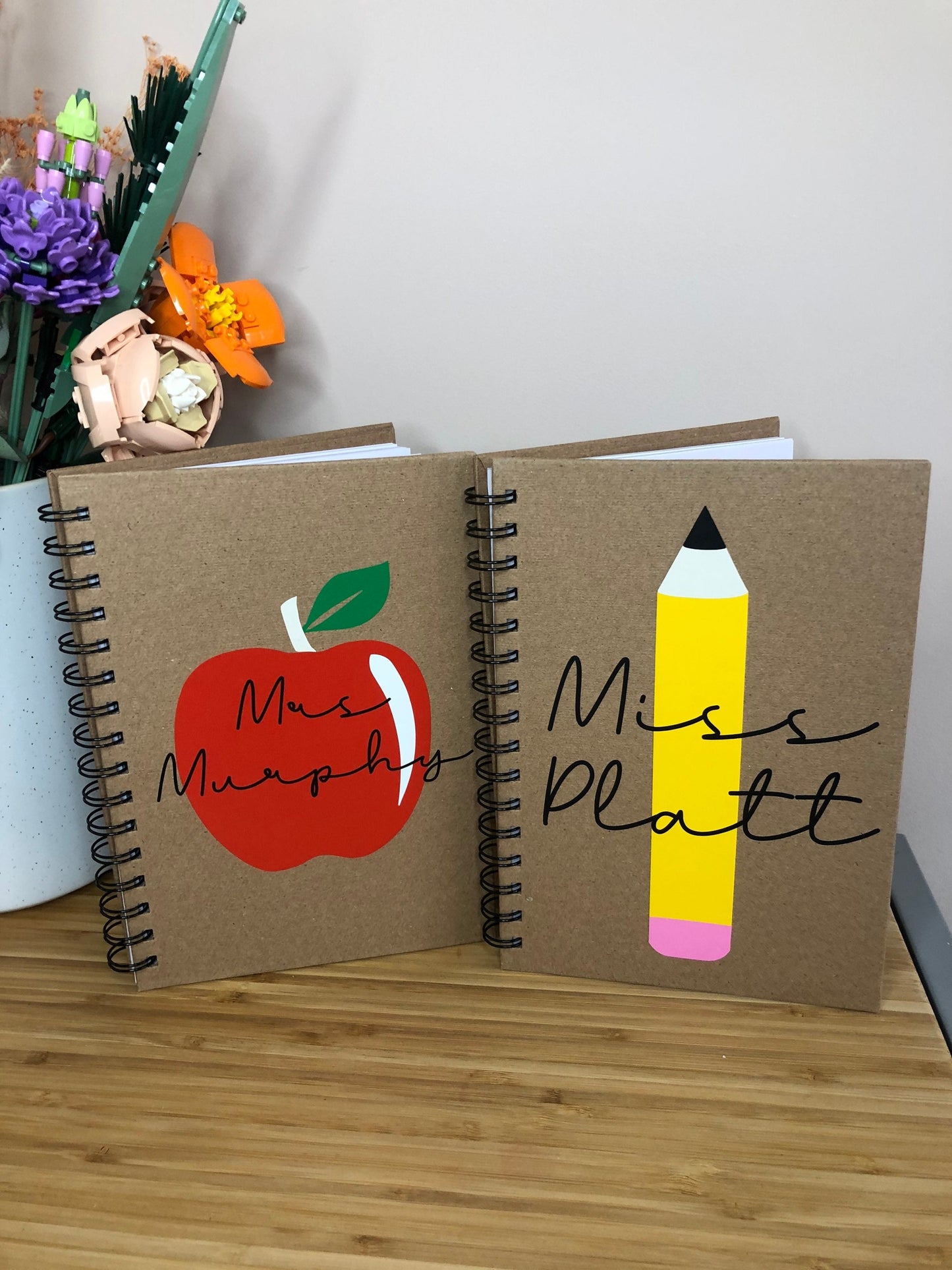 Personalised Teacher, Teaching Assistant Gift Bag | End of Term Gift | Mrs/Miss/Mr | Apple or Pencil Design