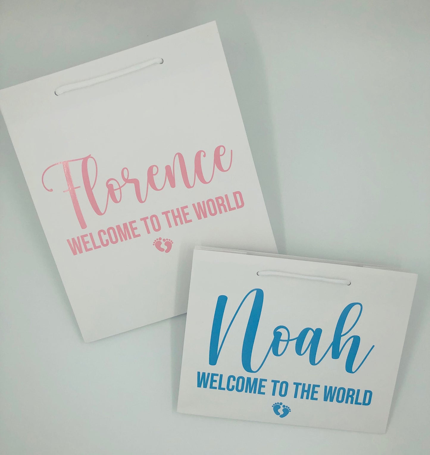 Personalised Newborn Baby Luxury Gift Bag - Any Name - Various Colours - New baby, Baby Shower, Congratulations - Baby Footprints