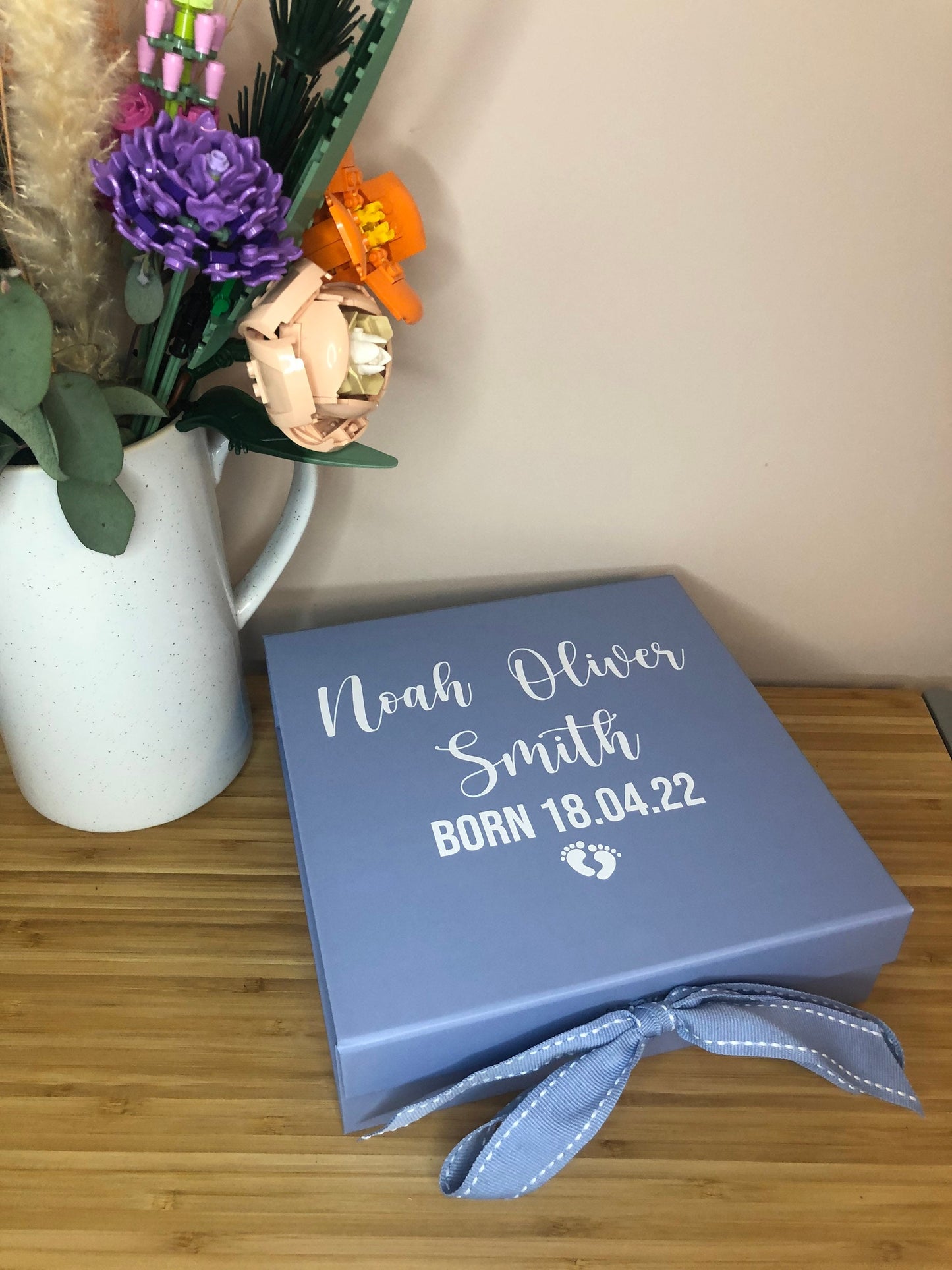 Personalised Newborn Baby Keepsake Gift Box | White, Baby Blue, Baby Pink | Welcome to the World | Girl or Boy