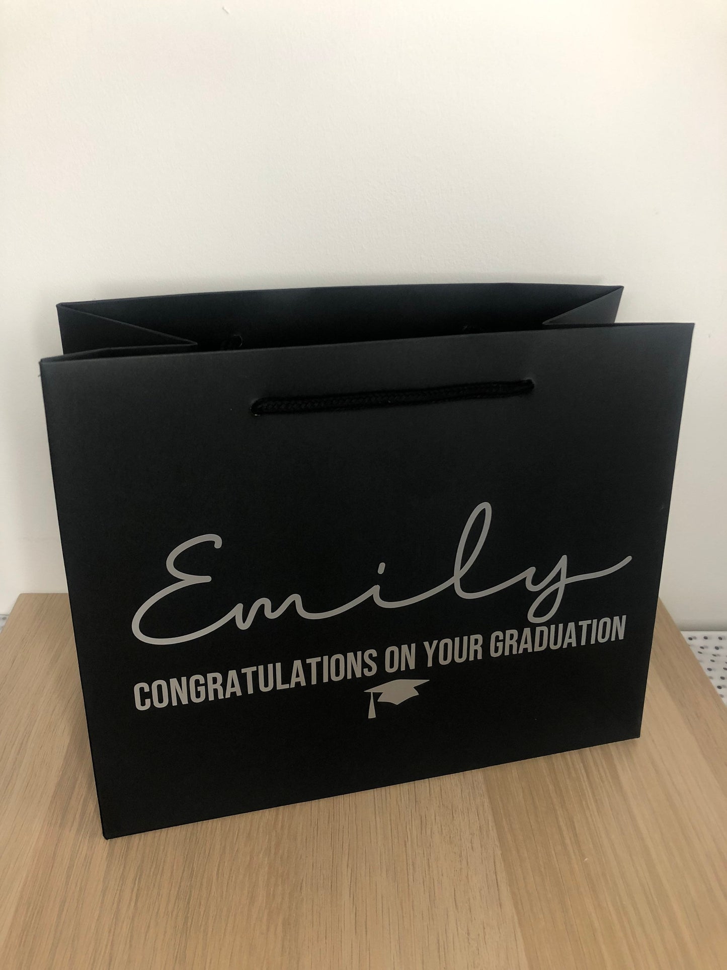 Personalised Graduation Luxury Gift Bag - Any name - Various colours - Metallic vinyl lettering - End of Uni, Class of 2022
