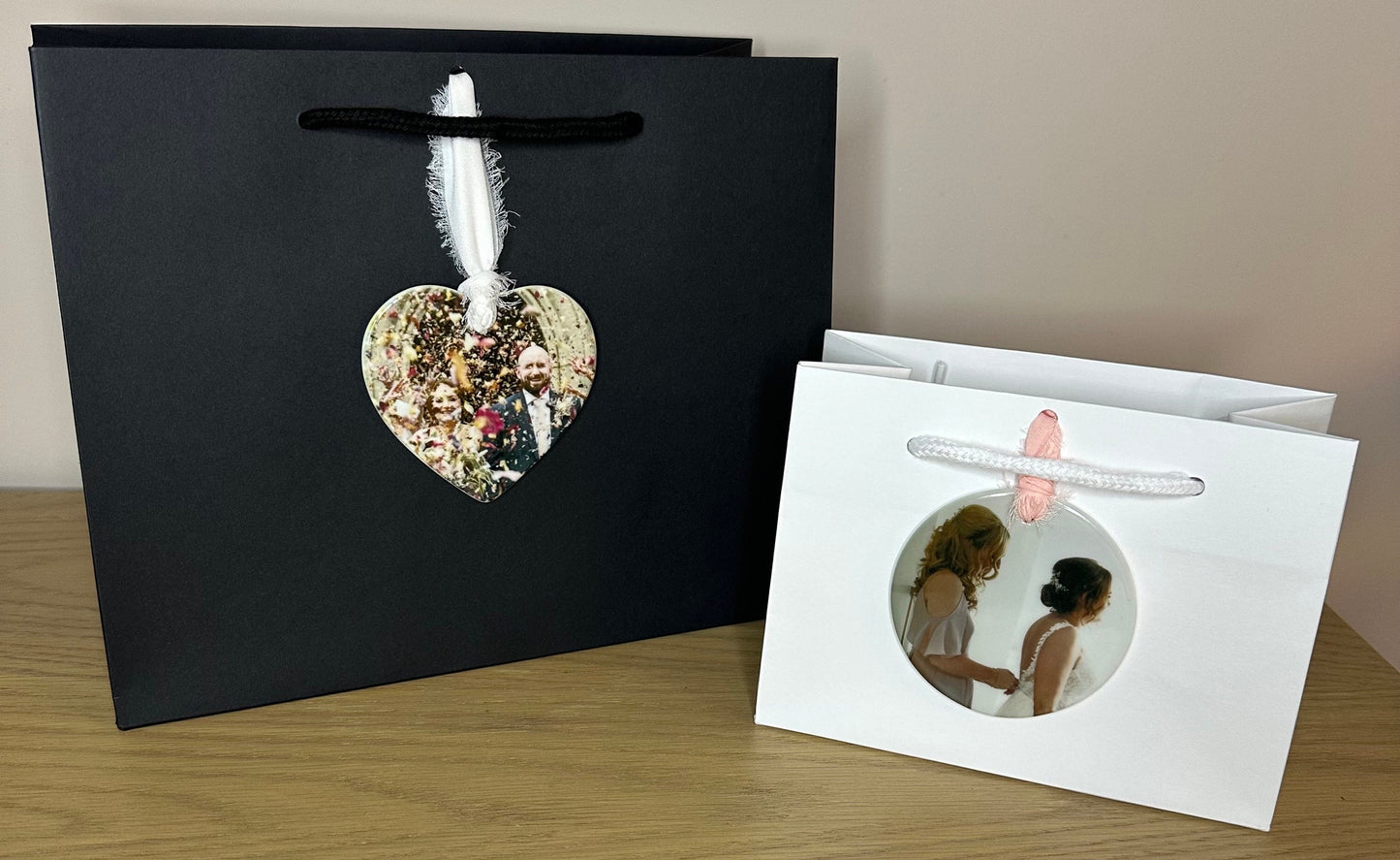 Personalised Keepsake Gift Bag | Special Gift |Custom Photo, Valentines, Christmas, Mother's Day, Recyclable Paper Gift Bag | Ceramic Bauble