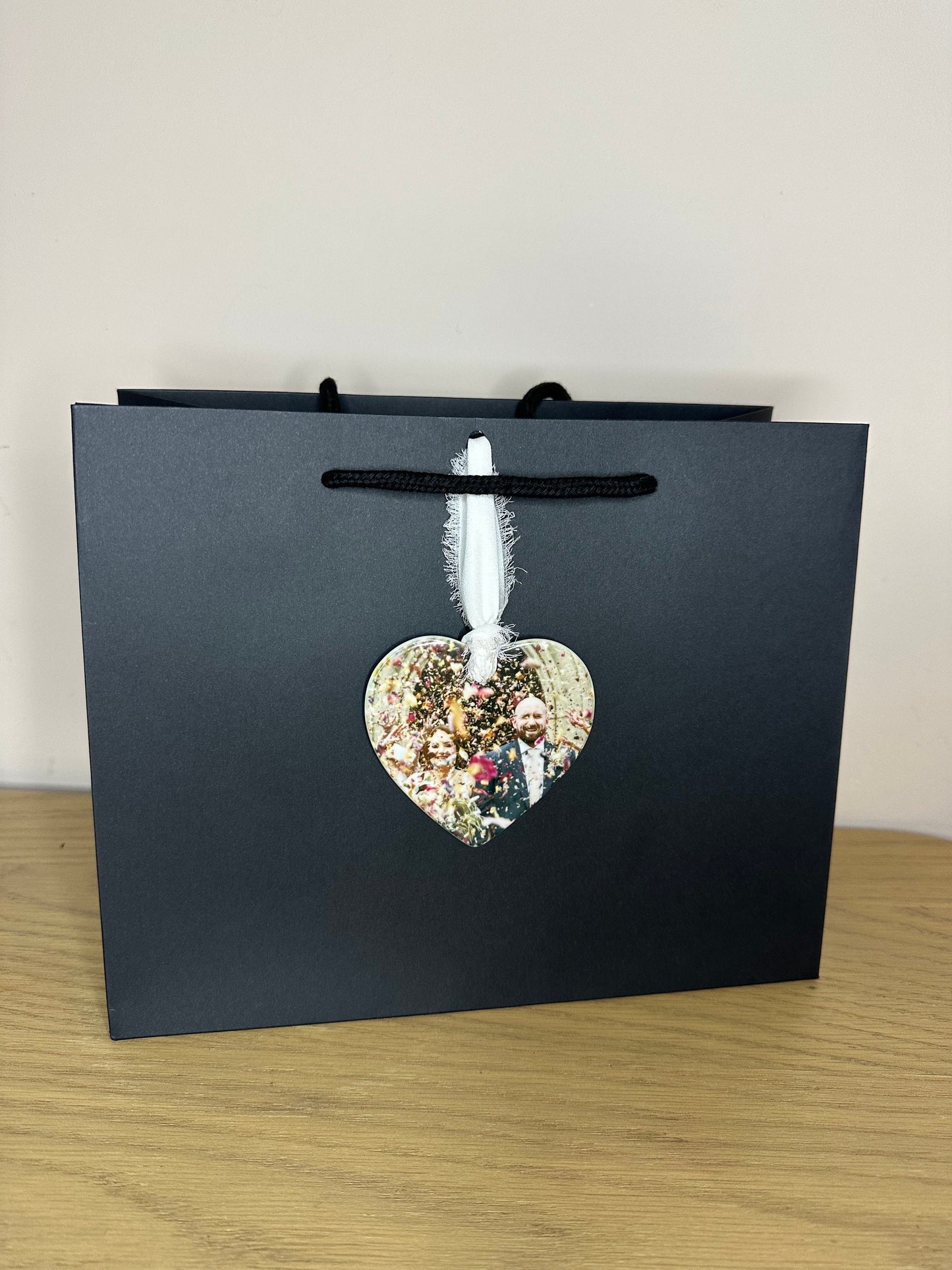 Personalised Keepsake Gift Bag | Special Gift |Custom Photo, Valentines, Christmas, Mother's Day, Recyclable Paper Gift Bag | Ceramic Bauble