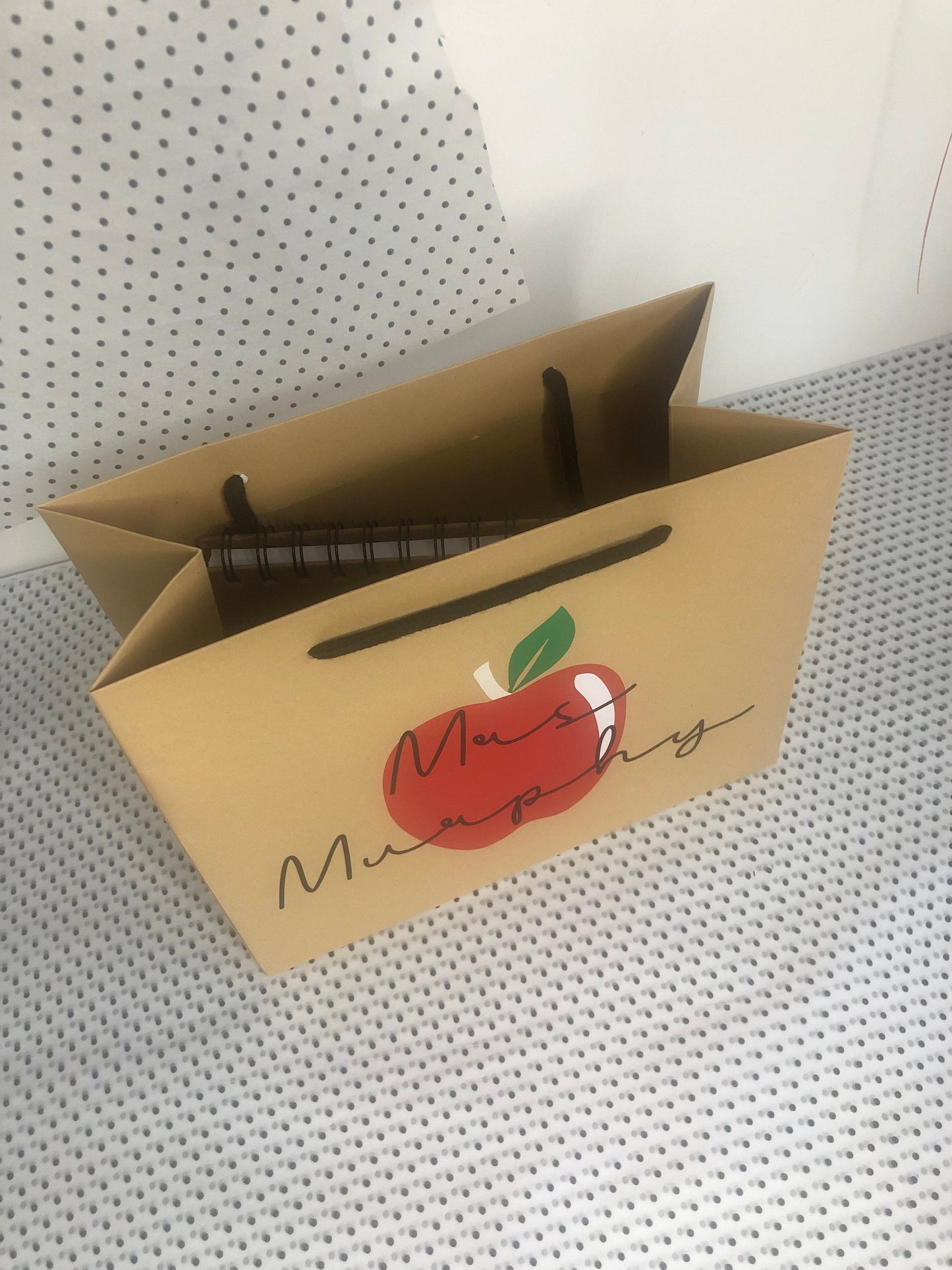 Personalised Teacher, Teaching Assistant Gift Bag | End of Term Gift | Mrs/Miss/Mr | Apple or Pencil Design